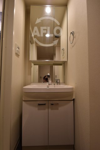 洗面設備　エスリード北浜EAST　独立洗面台