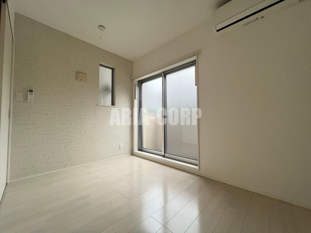 その他部屋・スペース　寝室。リビングとしっかり空間をお分けいただけます！