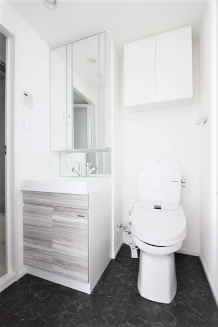 洗面設備　同仕様