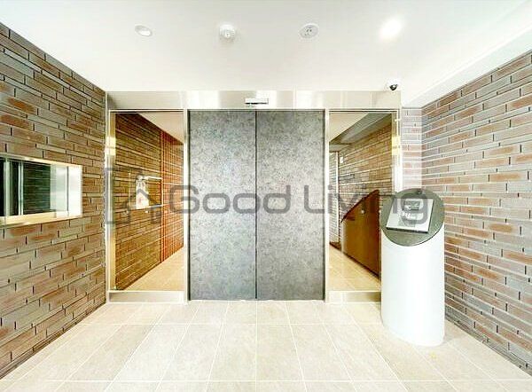 ロビー　我が家へようこそ