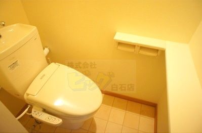 トイレ　ウォシュレット完備しています♪