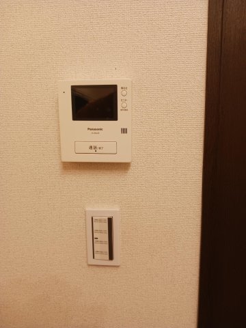 セキュリティ　モニター付きインターフォン