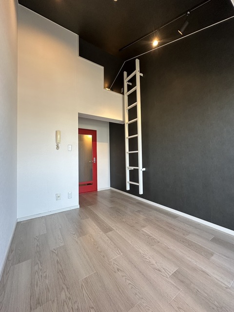 居室・リビング　別部屋参考写真です