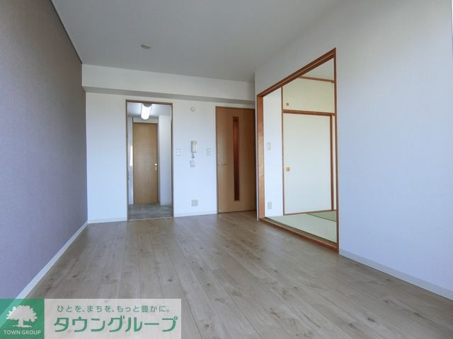 居室・リビング　Fタイプ2020年8月撮影 同タイプB508号室の写真です。