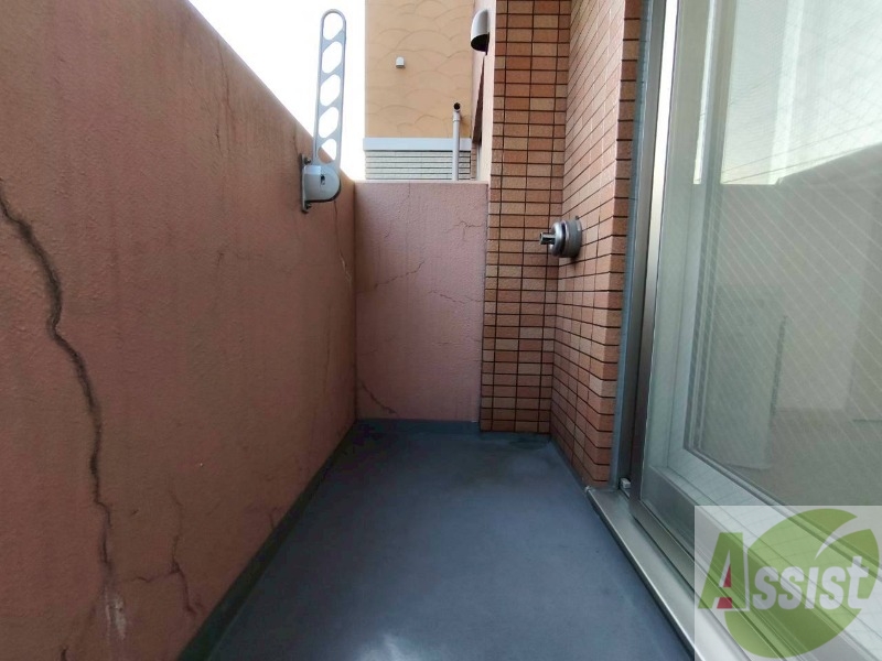 バルコニー　バルコニーです。洗濯物を干したり一息ついたりできますね！