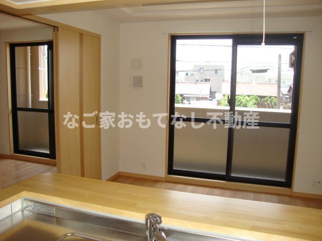 その他　ツインビレッジ  ツインビレッジ　お問合せはなご家おもてな