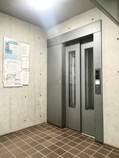 居室・リビング　ゆとりのあるエントランスです