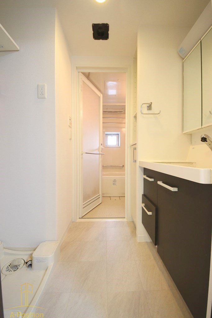 洗面設備　アーデンタワー本町イースト