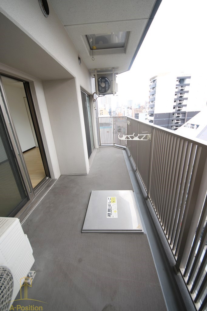 バルコニー　アーデンタワー本町イースト