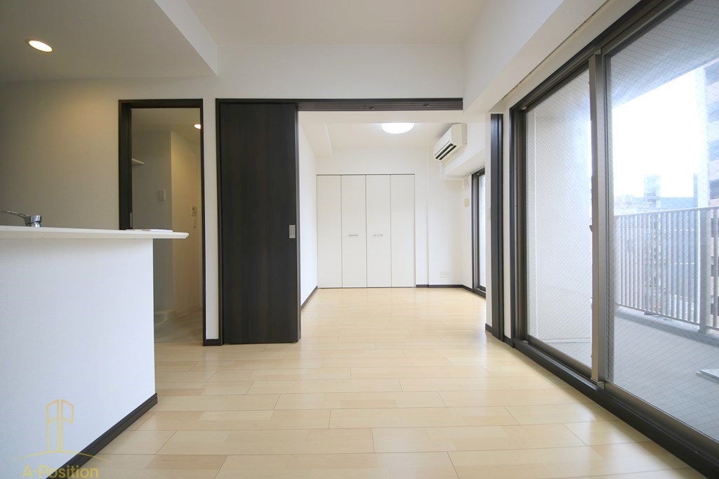 居室・リビング　アーデンタワー本町イースト