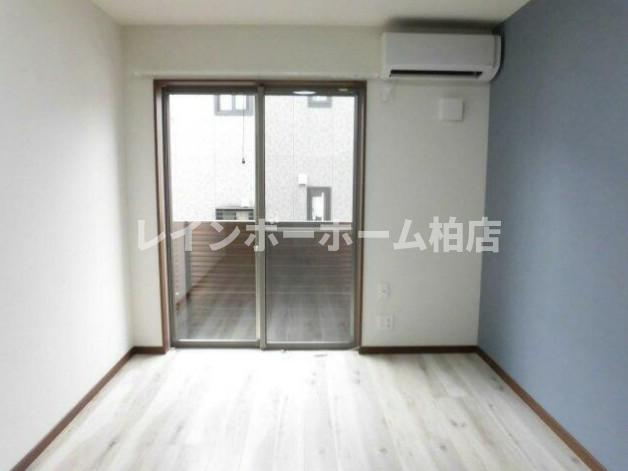 居室・リビング　ゆったりとした居間です