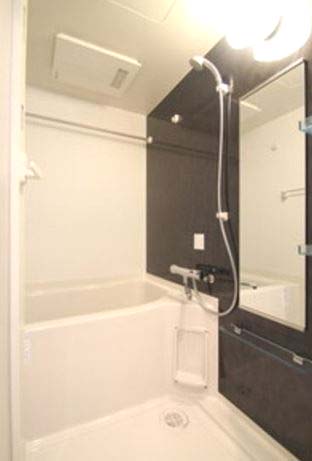 バス・シャワールーム　★ゆったり浸かれる浴槽★