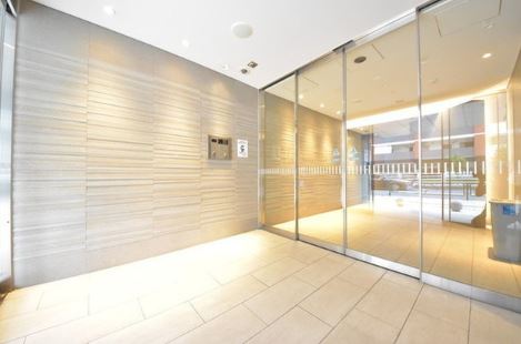 エントランス　★落ち着きのあるエントランス★