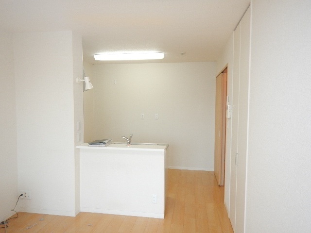 居室・リビング　２０２号参照