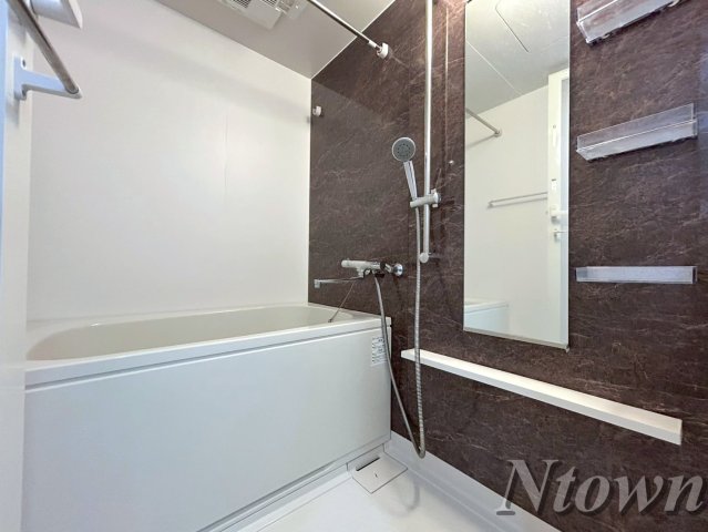 バス・シャワールーム　お風呂です