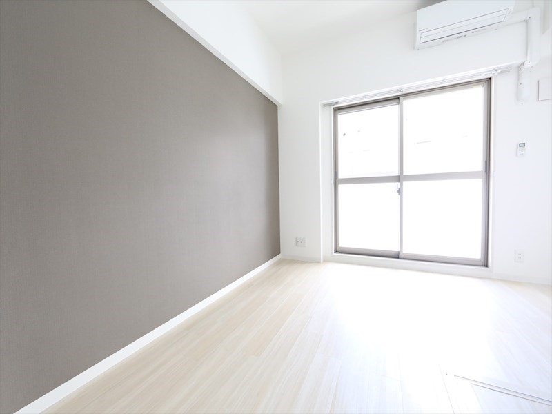 バルコニー　ＬＤＫ8.1帖　エアコン完備　南面バルコニー