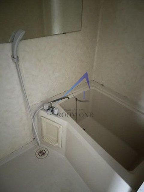 バス・シャワールーム　お風呂です。