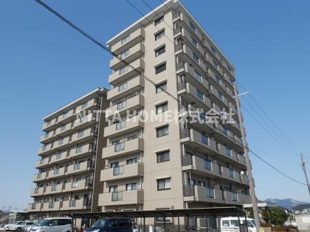 建物外観　オートロック＆防犯カメラ完備◎都市ガス使用です＊