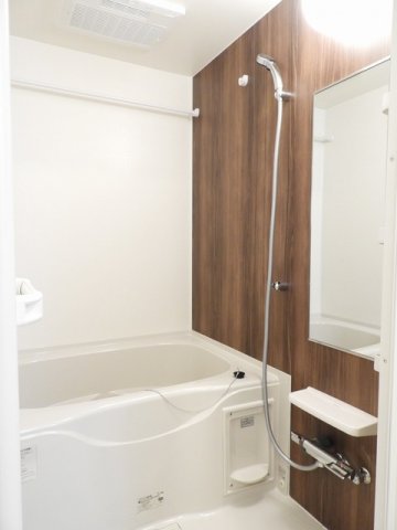 バス・シャワールーム　お風呂です