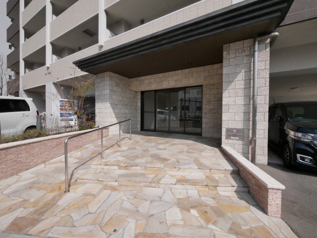 その他　エントランス