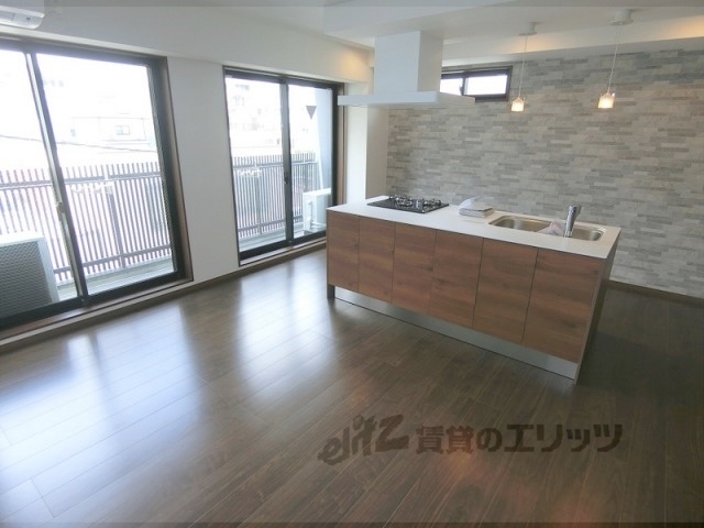 居室・リビング　リビング