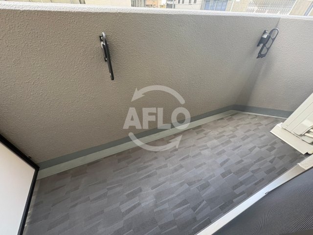 バルコニー　コンフォリア・リヴ北浜高麗橋　バルコニー