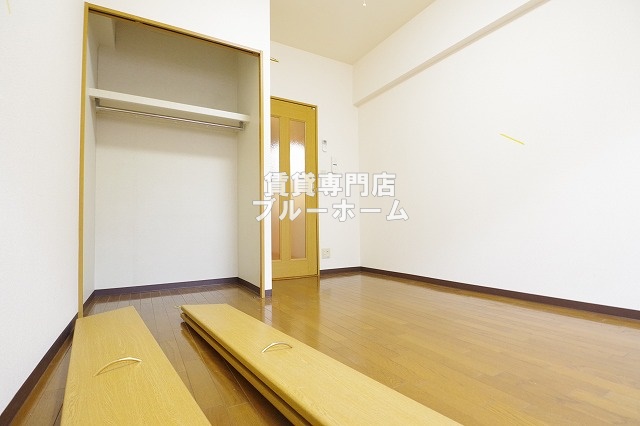 その他　別角度からの洋室写真です！