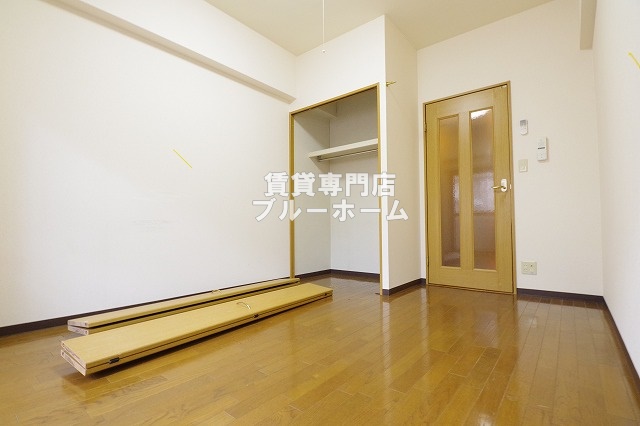 居室・リビング　6.5帖の洋室です！