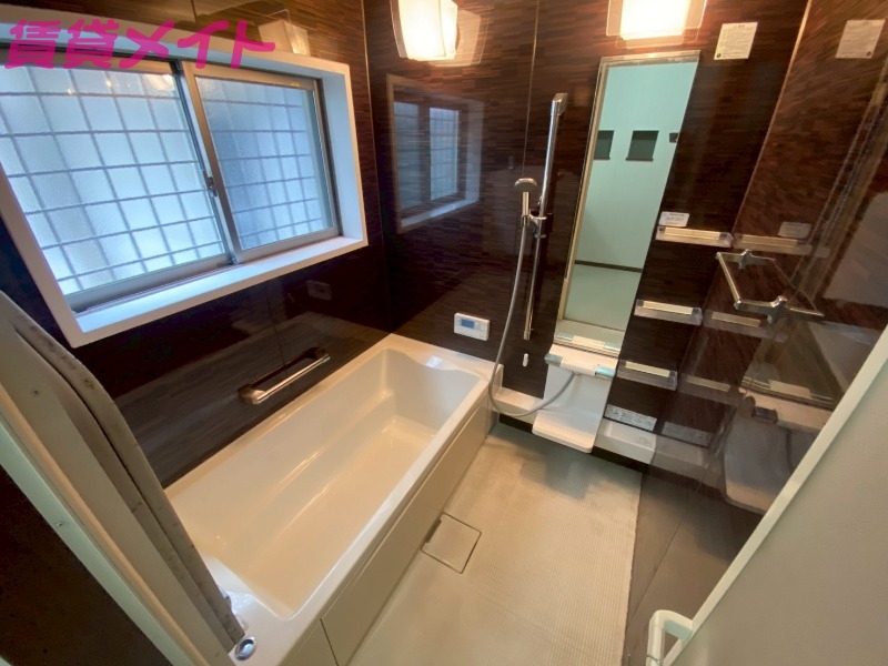 バス・シャワールーム