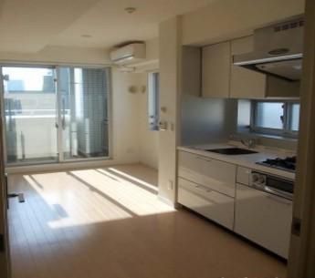 居室・リビング　☆明るい居室☆