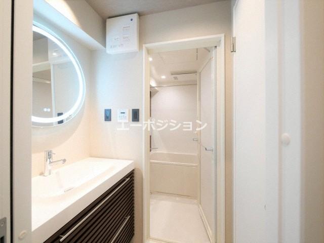 洗面設備　ブエナビスタ難波元町