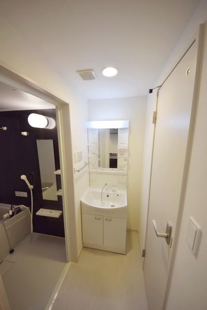 洗面設備　同タイプ