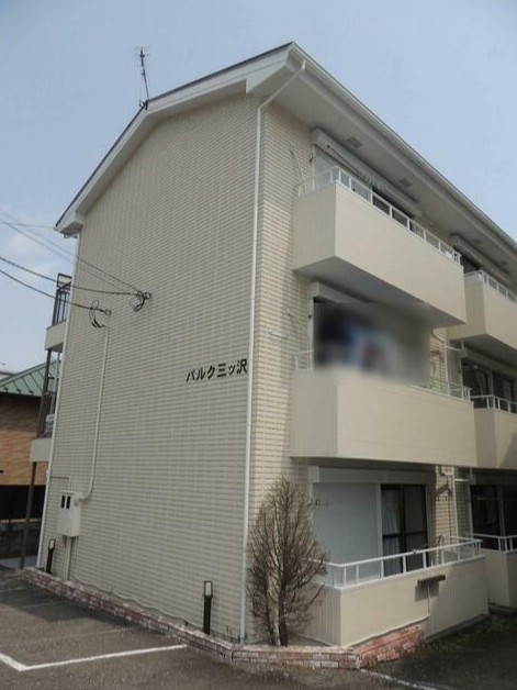 建物外観　南向きのお部屋