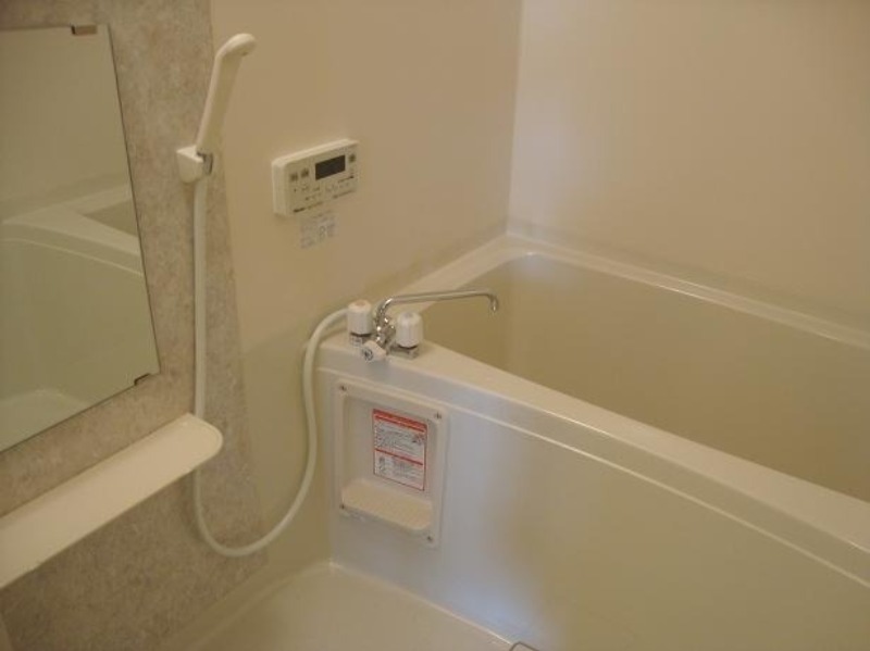 バス・シャワールーム　図面と現状に相違がある場合には現状を優先