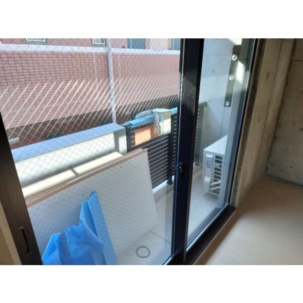 バルコニー　建築中の写真