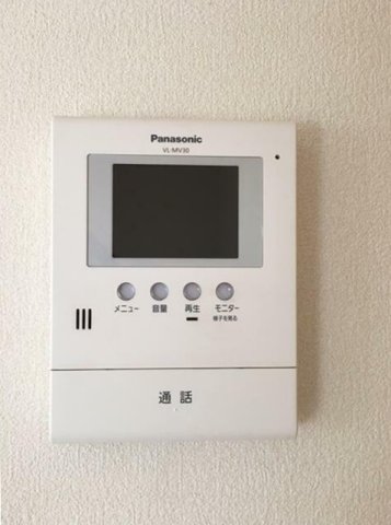 セキュリティ　女性の方でも安心のモニター付きインターホン♪