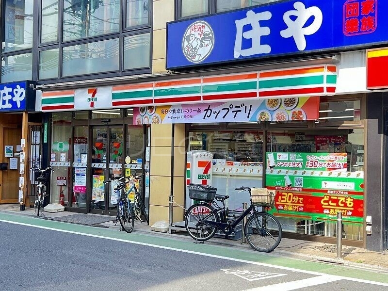 コンビニ　セブンイレブン 品川荏原町駅前店（コンビニ）まで672m