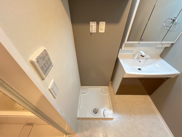 洗面設備　洗濯機置場