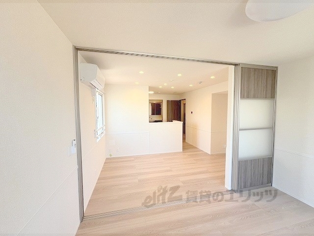 居室・リビング　洋室