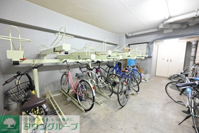 駐車場　駐輪場