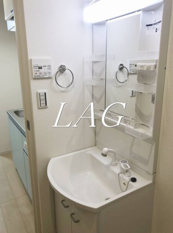 洗面設備　洗面台です。