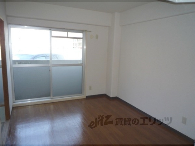 居室・リビング　洋室