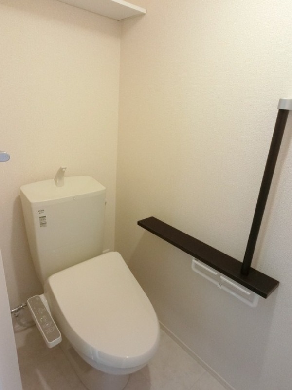 トイレ　図面と現状に相違がある場合には現状を優先