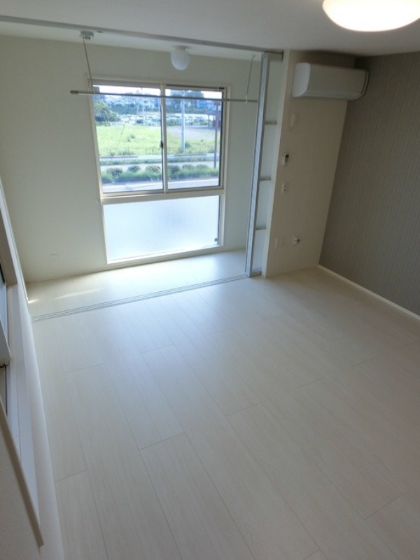 居室・リビング　図面と現状に相違がある場合には現状を優先