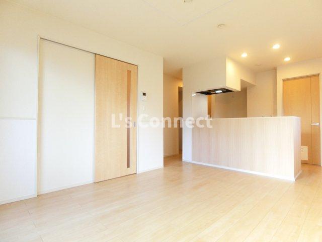 その他部屋・スペース　１３．３帖のＬＤＫ。