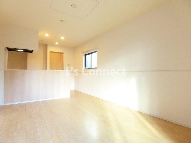 居室・リビング　角部屋で２面に窓があります。