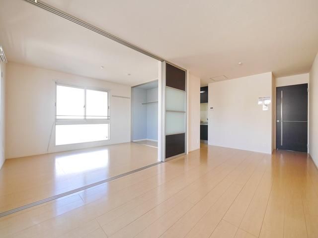 居室・リビング　★お部屋探しはタウンハウジング稲田堤店まで★