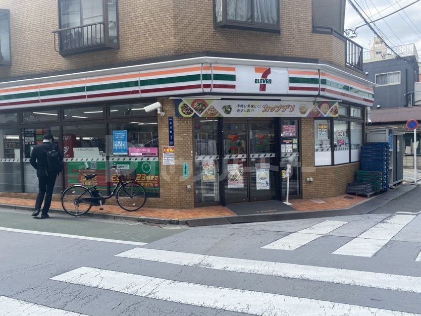 コンビニ　セブンイレブン板橋氷川町店（コンビニ）まで30m
