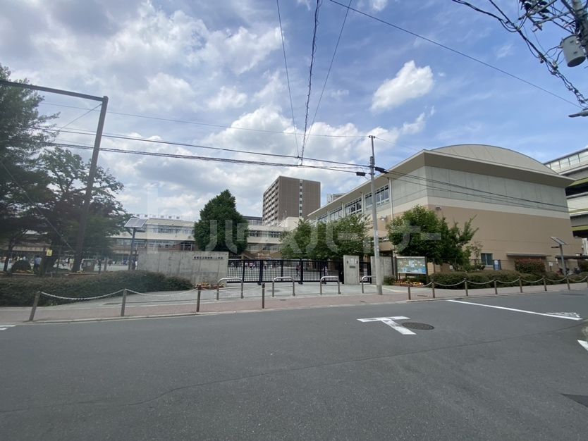 小学校　板橋区立板橋第一小学校（小学校）まで480m