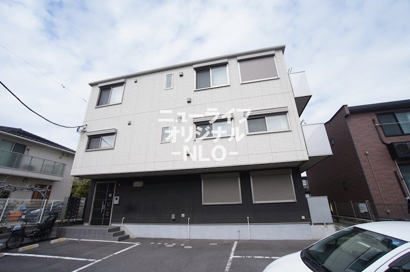 建物外観　積水ハウスの賃貸住宅シャーメゾン。